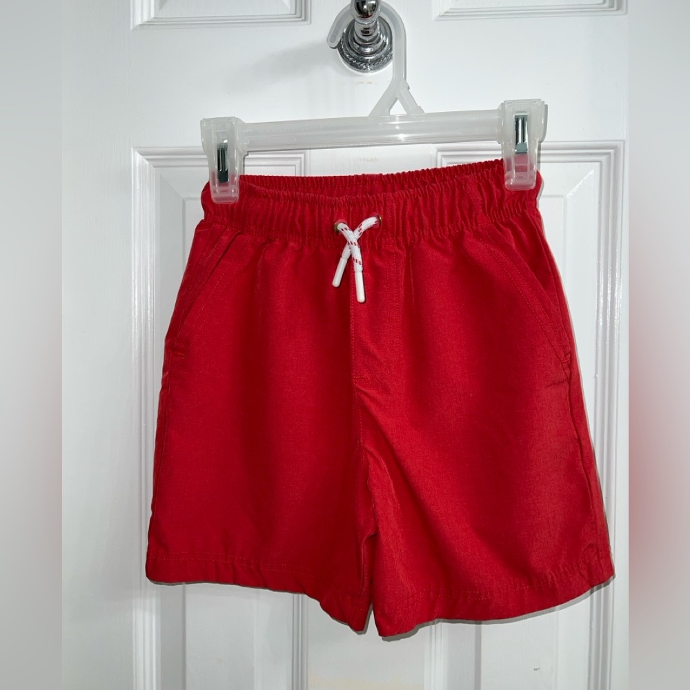 Tommy Bahama Boys Red Shorts, Size 5/6 – Like New